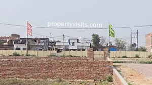 plot in Lucknow