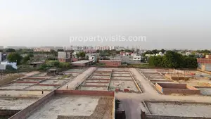 Plot in Lucknow