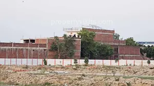 plot in Lucknow