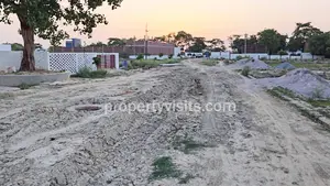 plot in Lucknow